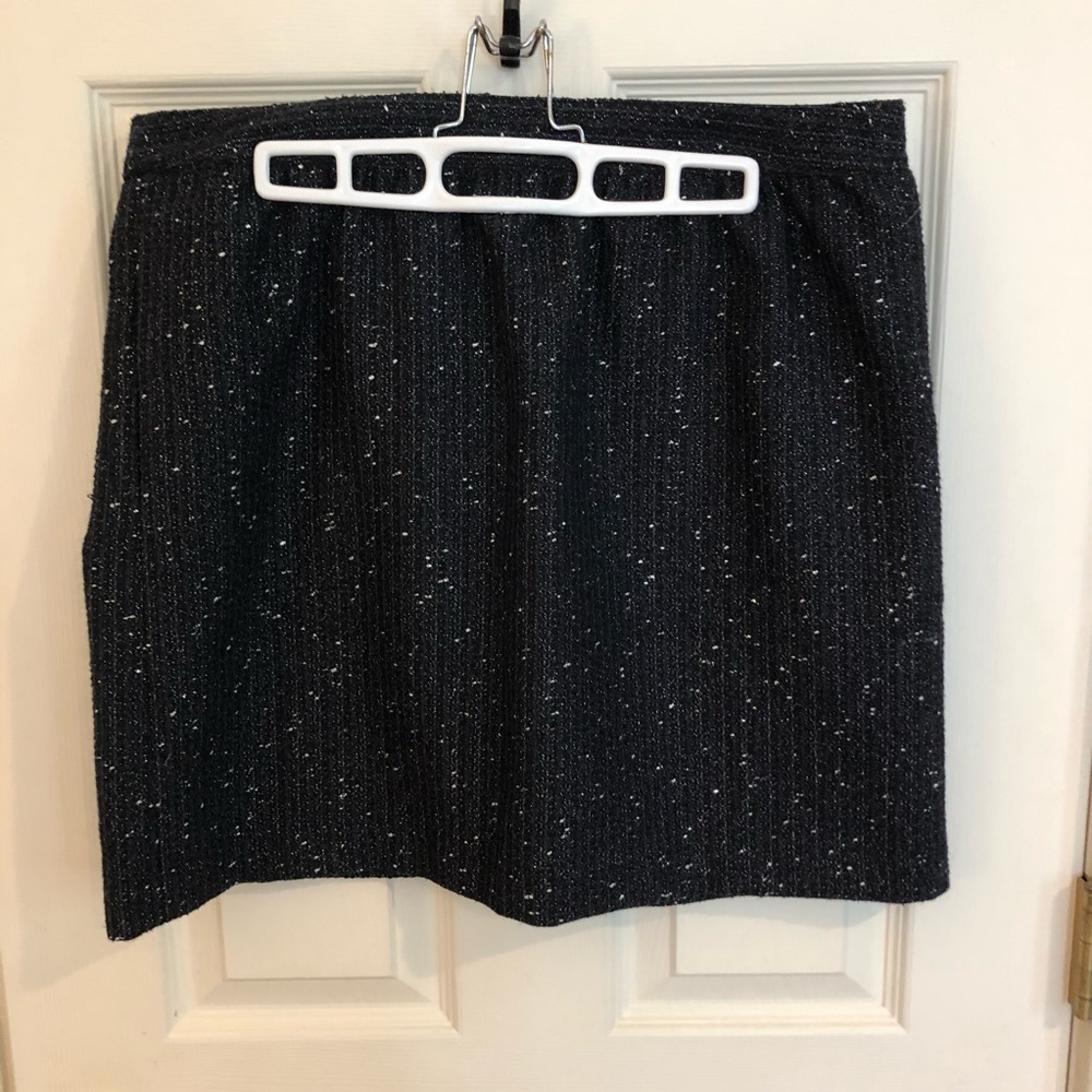 Loft Black Blue Tweed Skirt Size 12 EUC!